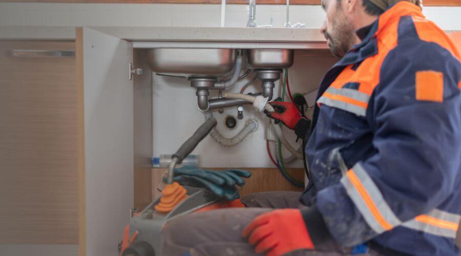 Expert burst pipe repair services in Benson, IL